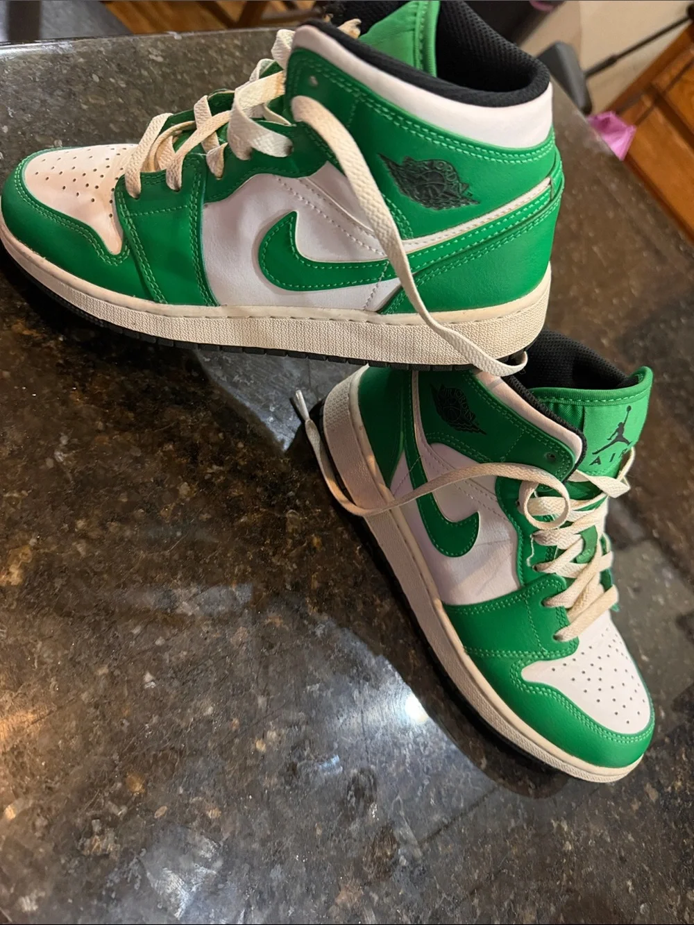 Nike Kids Green and White Mid-Top Sneakers